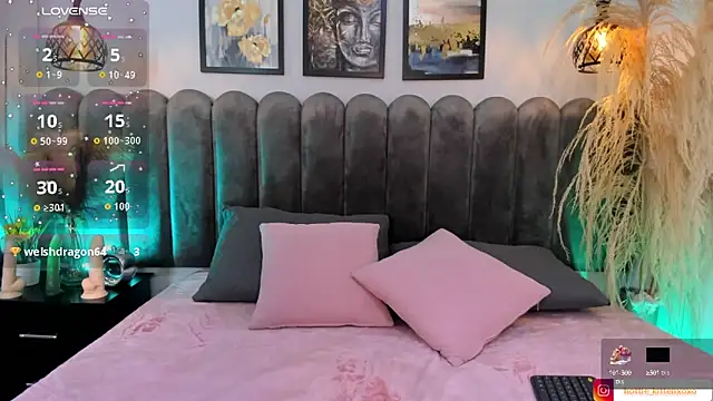 Viollet xoxo online show from October 2025 10:39:01 PM