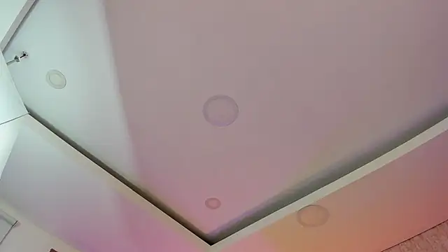 Viollet xoxo online show from February 2026 07:43:02 PM