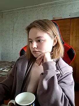 SlipperSherry online show from January 2026 08:18:01 AM