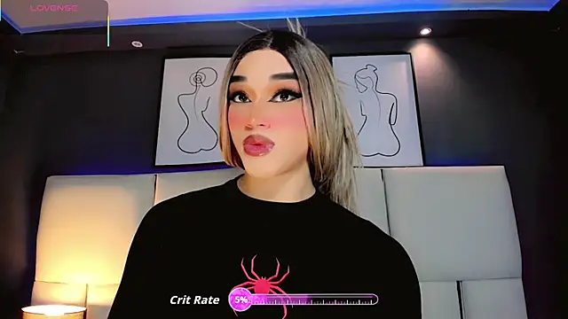 Valeriasmiithh online show from October 2025 08:20:01 PM