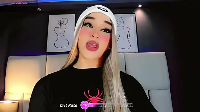 Valeriasmiithh online show from October 2025 08:42:02 PM