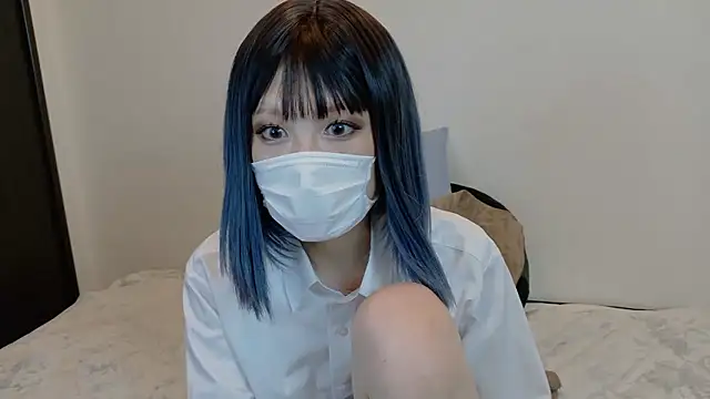 sarina at online show from November 2025 07:32:01 AM