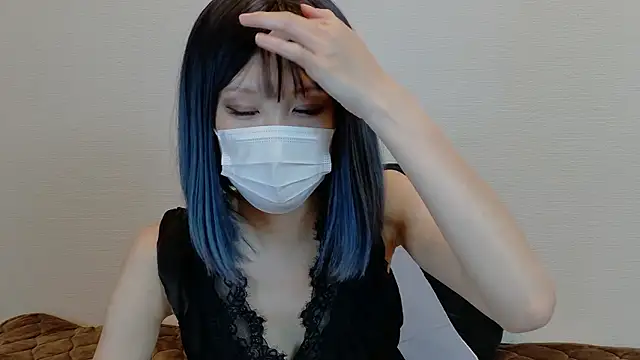 sarina at online show from November 2025 07:33:02 AM