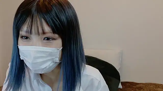 sarina at online show from December 2025 09:29:01 AM