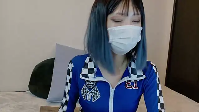 sarina at online show from February 2026 09:41:02 AM