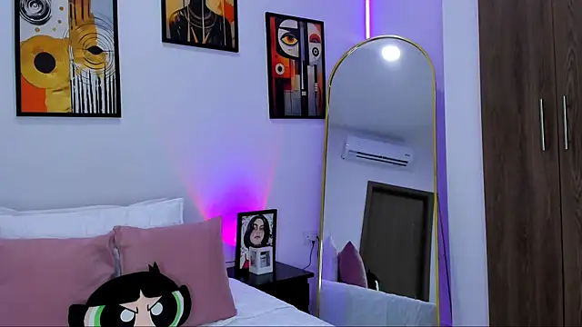 Snapshot of Valkyrie_sky chatting on November 2025 04:24:02 AM Valkyrie sky online show from November 2025 04:24:02 AM