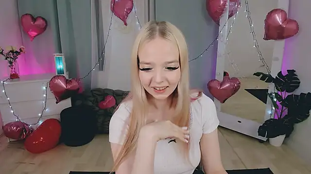 Snapshot of BellaMontgomery chatting on February 2026 04:05:02 PM BellaMontgomery online show from February 2026 04:05:02 PM