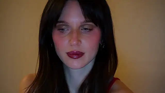 Snapshot of ellaa91 chatting on December 2025 04:46:02 PM ellaa91 online show from December 2025 04:46:02 PM