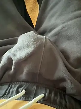 jungerwichserr00 online show from June 2026 02:15:01 PM