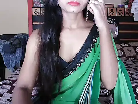 Snapshot of ROSE_GOLDE chatting on September 2025 02:55:01 PM ROSE GOLDE online show from September 2025 02:55:01 PM