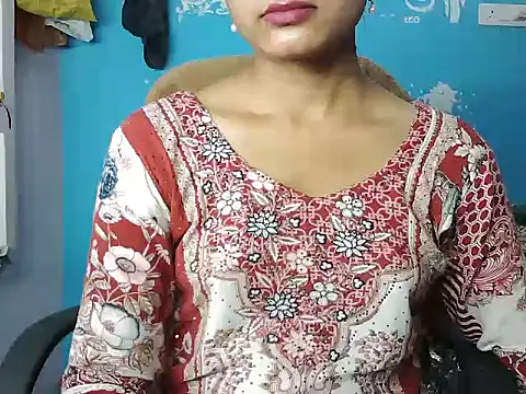 ROSE GOLDE online show from August 2026 01:57:02 PM