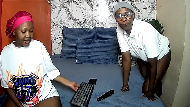 CouplesX96xx online show from May 2026 03:15:01 AM