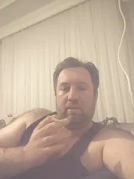 Batuhan3563 online show from December 2025 07:32:01 PM