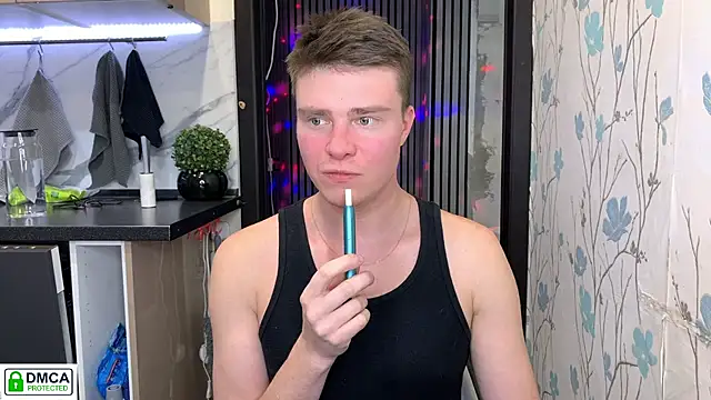 Snapshot of holy_eggs_02 chatting on December 2025 01:38:02 PM holy eggs 02 online show from December 2025 01:38:02 PM