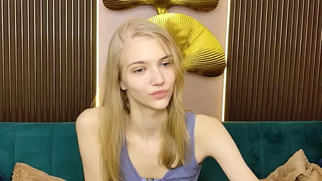 Snapshot of 4example_Chloe chatting on February 2026 10:36:02 AM 4example Chloe online show from February 2026 10:36:02 AM