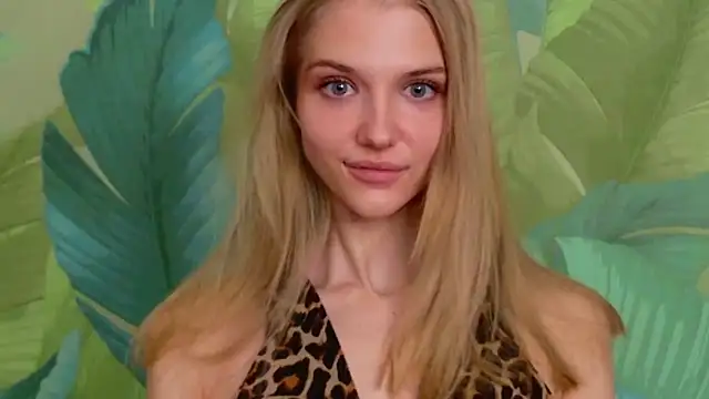 Snapshot of 4example_Chloe chatting on March 2026 03:52:01 PM 4example Chloe online show from March 2026 03:52:01 PM