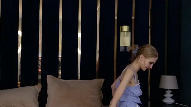 Snapshot of 4example_Chloe chatting on March 2026 05:57:01 AM 4example Chloe online show from March 2026 05:57:01 AM