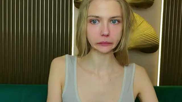 Snapshot of 4example_Chloe chatting on March 2026 10:32:01 AM 4example Chloe online show from March 2026 10:32:01 AM