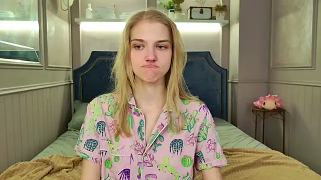 Snapshot of 4example_Chloe chatting on March 2026 10:21:01 AM 4example Chloe online show from March 2026 10:21:01 AM