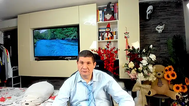 SpartacusDaddy48 online show from June 2026 01:28:02 AM