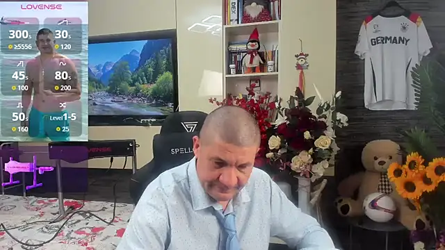 SpartacusDaddy48 online show from June 2026 05:43:01 AM