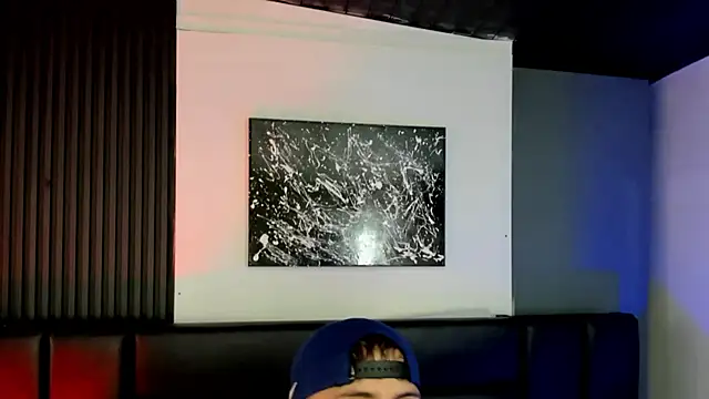 Maximo Wolff online show from October 2025 08:04:01 PM