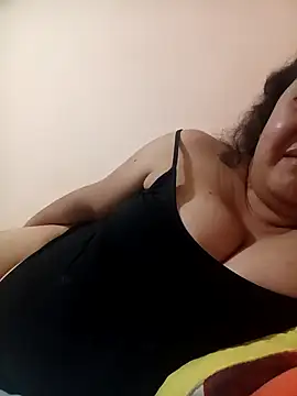 Snapshot of Caroomoom27 chatting on February 2026 07:48:02 AM Caroomoom27 online show from February 2026 07:48:02 AM