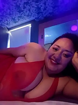 Snapshot of Caroomoom27 chatting on April 2026 06:24:02 PM Caroomoom27 online show from April 2026 06:24:02 PM