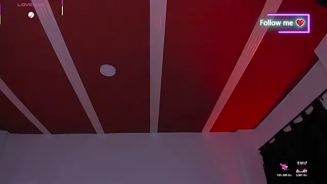 Snapshot of lunaarose chatting on March 2026 04:05:02 AM lunaarose online show from March 2026 04:05:02 AM