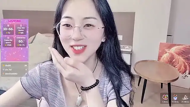 nini a online show from March 2026 02:12:01 PM