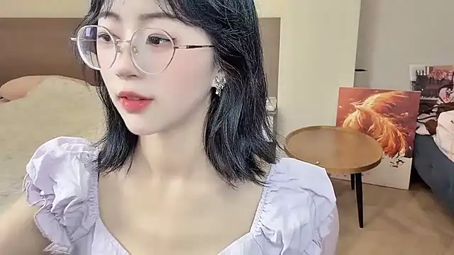 nini a online show from March 2026 09:25:03 AM