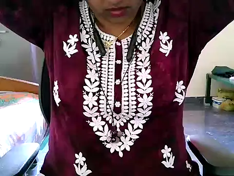 Snapshot of ammu1990 chatting on March 2026 07:58:02 AM ammu1990 online show from March 2026 07:58:02 AM