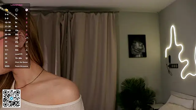 BeatrixCharton online show from September 2025 06:13:02 PM