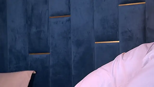 YasminaMoon online show from February 2026 04:31:02 AM