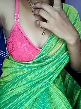 Snapshot of Nidhi_lovely chatting on October 2025 01:53:02 AM Nidhi lovely online show from October 2025 01:53:02 AM