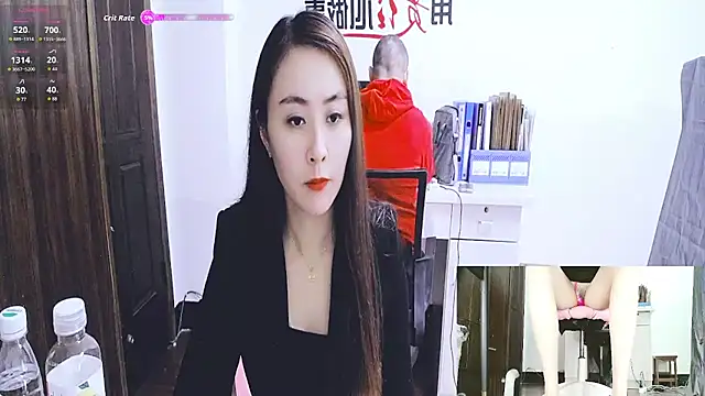 GUO168 online show from November 2025 02:12:01 AM