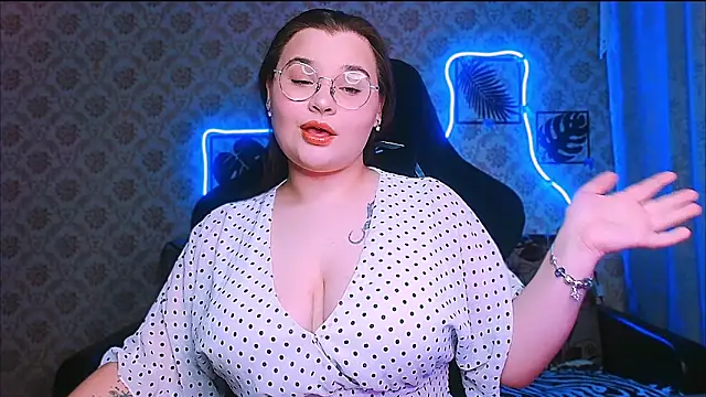 InLoveWithLife26 online show from February 2026 08:05:02 PM