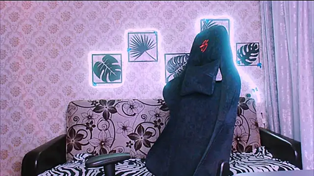 InLoveWithLife26 online show from June 2026 05:19:02 PM