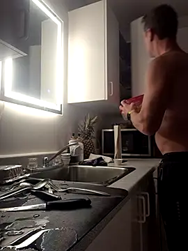 Snapshot of ironleg69 chatting on October 2025 02:15:01 AM ironleg69 online show from October 2025 02:15:01 AM