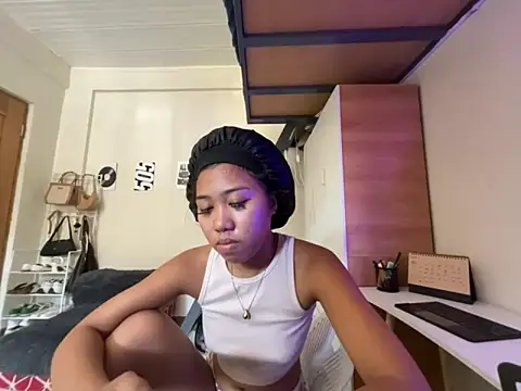 PinayLina18 online show from June 2026 03:40:01 AM