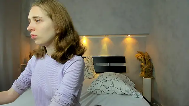 Camilla Kelly online show from September 2025 12:16:01 AM