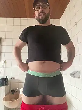 Snapshot of andrey1887 chatting on February 2026 02:02:02 PM andrey1887 online show from February 2026 02:02:02 PM