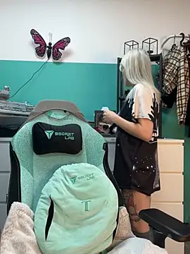 TheRealJessyLey online show from February 2026 08:08:02 AM