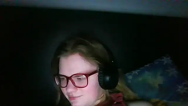 Snapshot of Moonolighta chatting on January 2026 02:55:02 PM Moonolighta online show from January 2026 02:55:02 PM