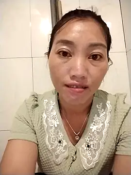 Snapshot of PhienPhien chatting on September 2025 10:32:01 PM PhienPhien online show from September 2025 10:32:01 PM