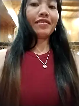 Snapshot of PhienPhien chatting on October 2025 05:06:01 AM PhienPhien online show from October 2025 05:06:01 AM