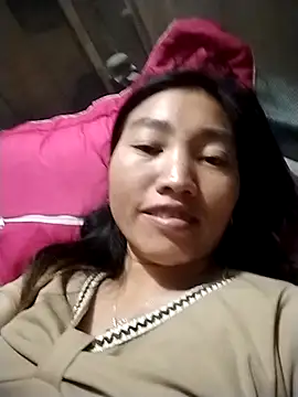 Snapshot of PhienPhien chatting on October 2025 01:28:01 AM PhienPhien online show from October 2025 01:28:01 AM