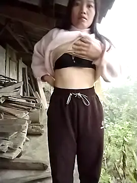 Snapshot of PhienPhien chatting on October 2025 11:12:02 PM PhienPhien online show from October 2025 11:12:02 PM