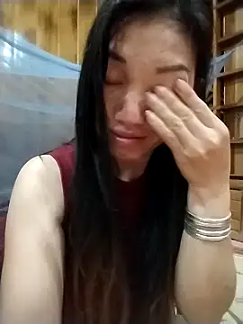 Snapshot of PhienPhien chatting on October 2025 10:45:02 PM PhienPhien online show from October 2025 10:45:02 PM