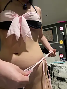 jiajia L online show from May 2026 02:57:01 PM